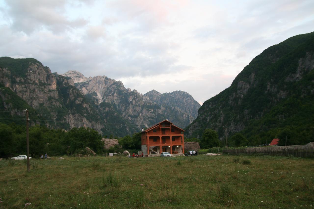 Отель Bujtina Dreni Тети Экстерьер фото