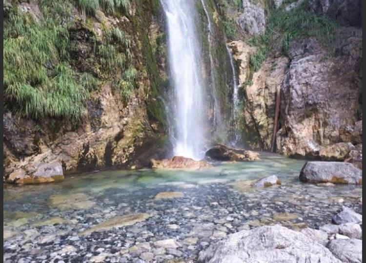 Отель Bujtina Dreni Тети Экстерьер фото